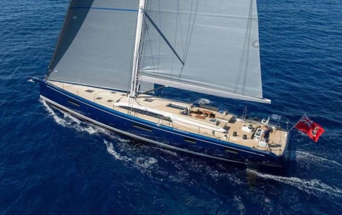 Swan 80 в Каннах