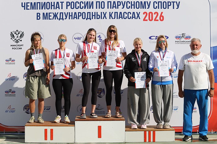 Экипаж класса 470 на Чемпионате России 2026