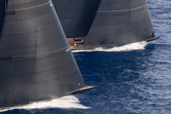 J Class на лавировке у Сен-Тропе