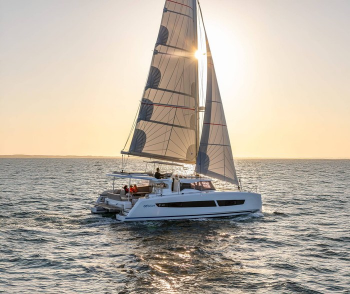 Fountaine Pajot — 1