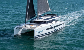 Fountaine Pajot — 5
