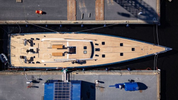 Swan 128 Raijin на спуске