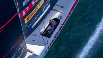 Luna Rossa Team 1 — тренировочные гонки в Неаполе